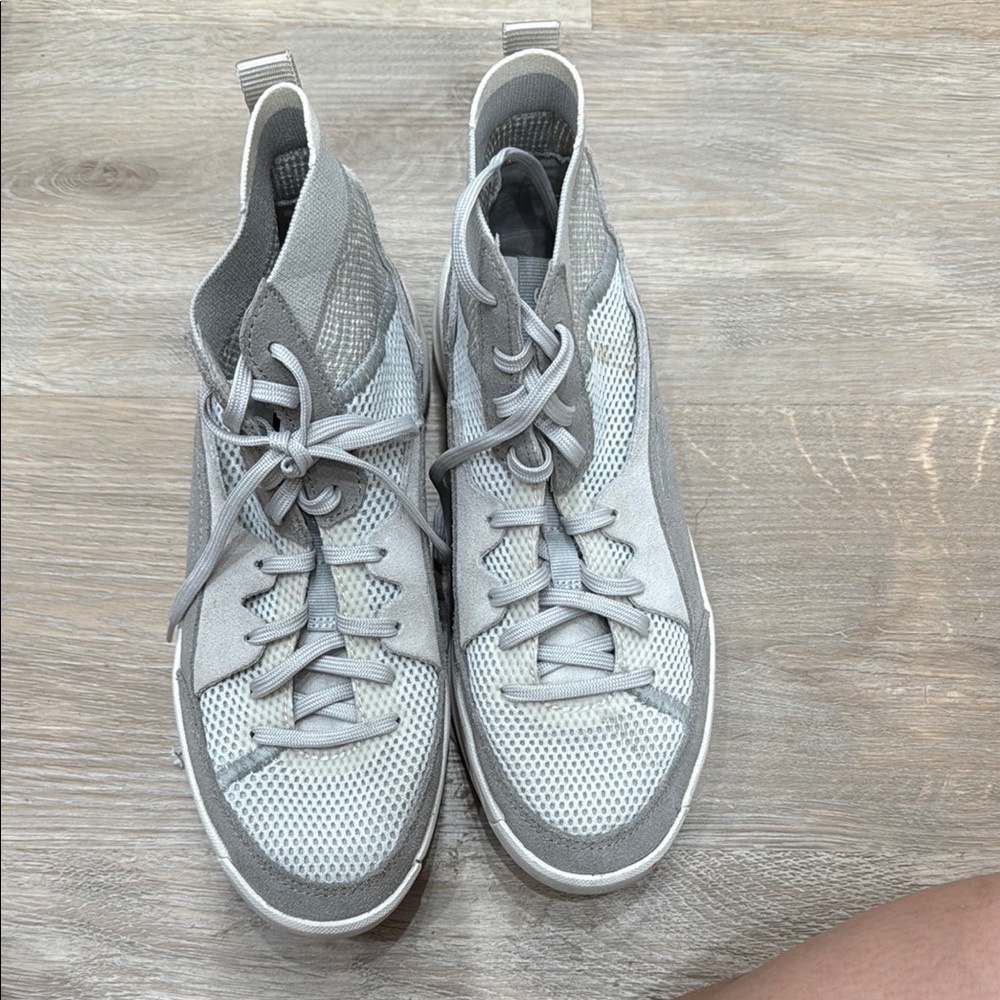 Sorel snow sneakers